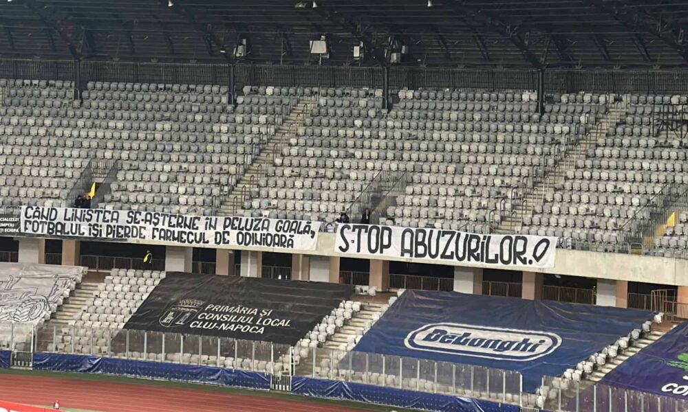 Galeria U Cluj Protest La Meciul Cu O Elul C Nd Lini Tea Se A Terne