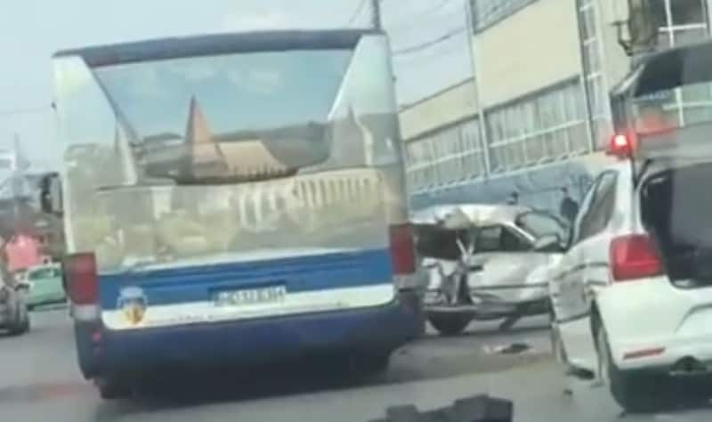 accident autobuz HD