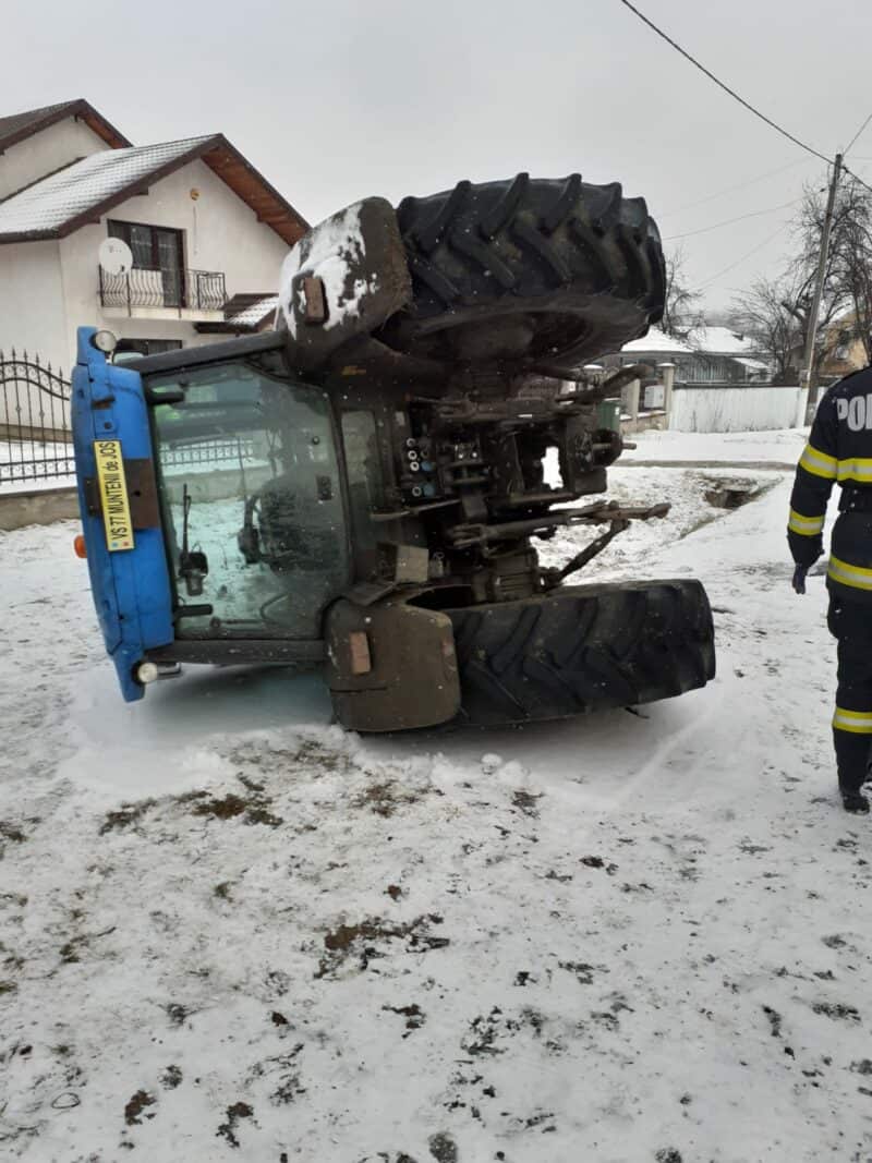 accident tractor vaslui 2