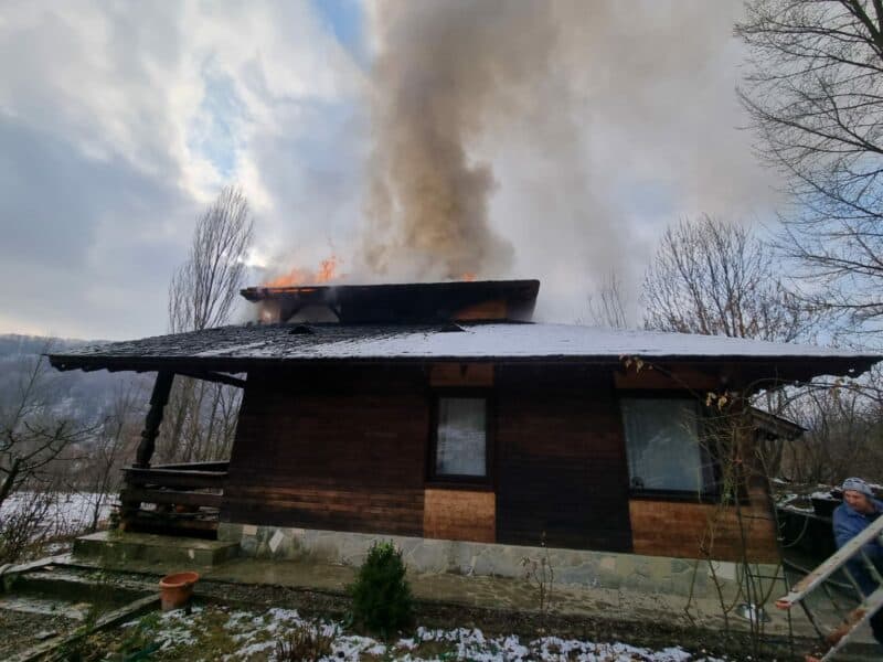 incendiu casa prahova (2)