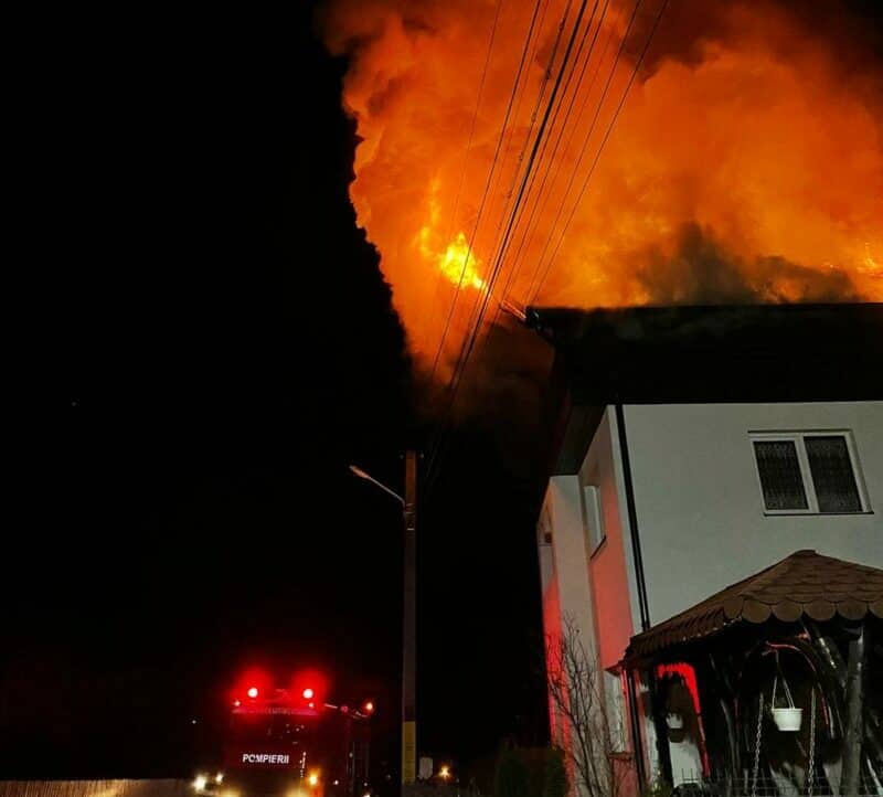 suceava incendiu casa2