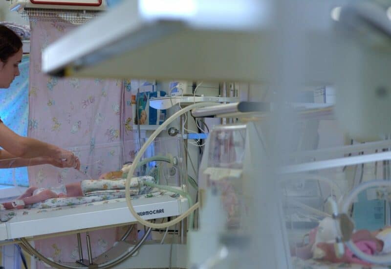 bebelusi spital sursa pixabay