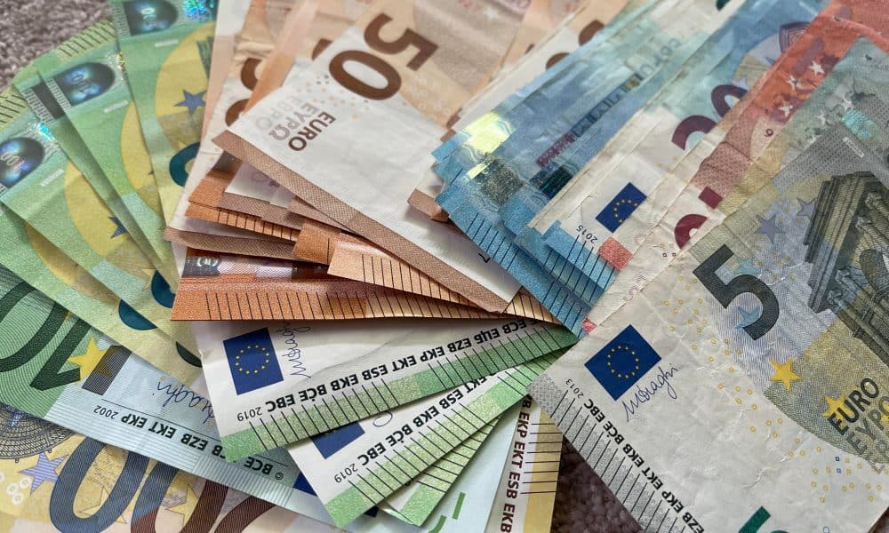 euro bani alba24 1000x600.jpg