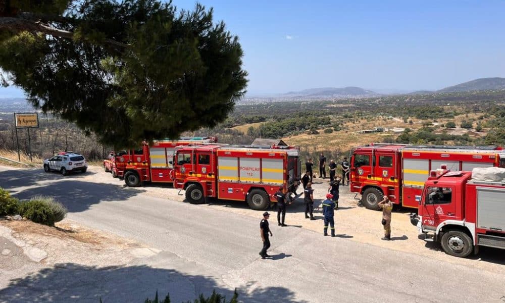 pompieri in grecia sursa foto isu alba 1000x600.jpg