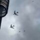 video. bombardiere americane de tip b 52 survolează cerul stockholmului la