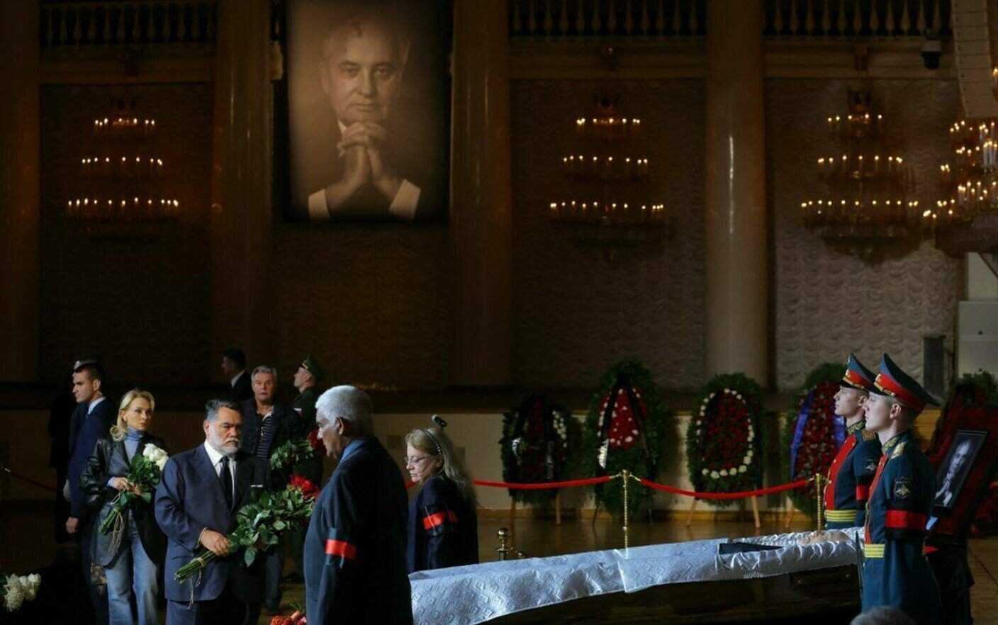 mihail gorbaciov a fost înmormântat la moscova. ultimul lider al
