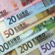 prima bancnotă euro făcută în românia. pe ea sunt marcate