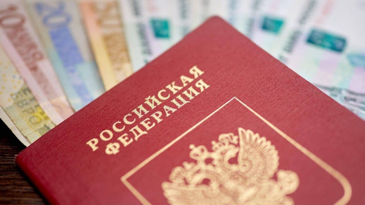 rusia, reacție furtunoasă după ce occidentul a îngreunat obținerea vizelor
