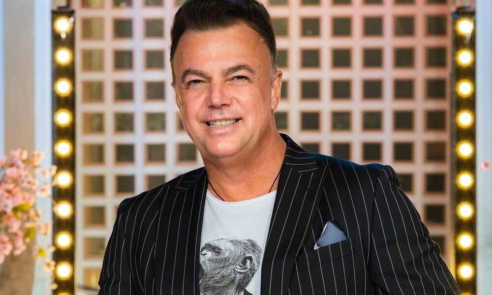 ce și dorește adrian enache la primul spectacol al său de