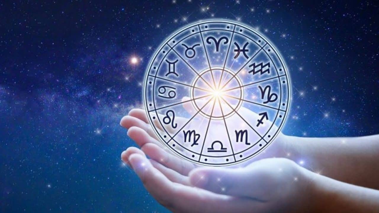 horoscop duminică, 2 octombrie 2022. zodia care primește o sumă