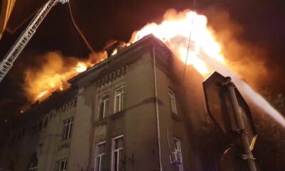 incendiu de proporții la sediul arhiepiscopiei tomisului. pompierii intervin la
