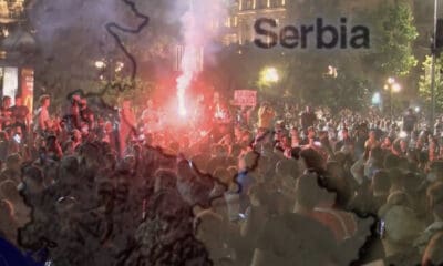 demonstrație de 10.000 de oameni într o țară din balcani. au