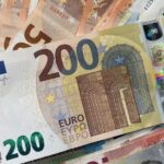 bani euro valuta sursa alba24 scaled e1646304172461 1000x600.jpg