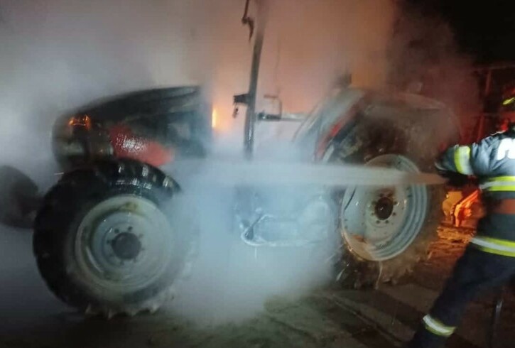 incendiu satu mare tractor