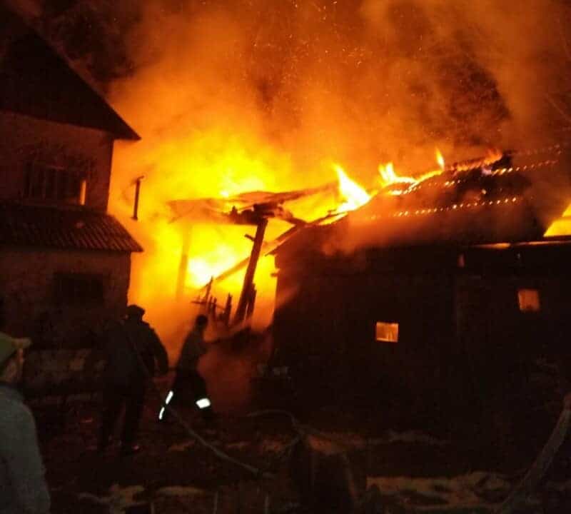 foto: casă din Șanț – bistrița năsăud, distrusă într un incendiu. focul