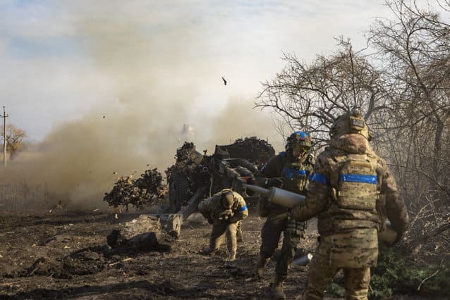armata ucraineană se antrenează în regatul unit să lupte „în