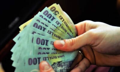 românii cărora le cresc salariile cu 50%. legea a primit
