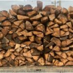 foto: lemn în valoare de 20.000 de lei, confiscat în