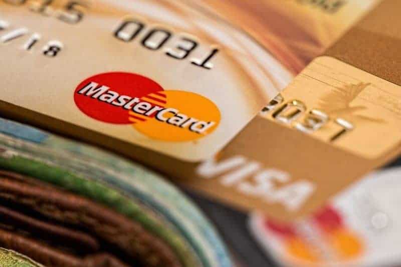 master card credit bani salariu e1618475924579.jpg