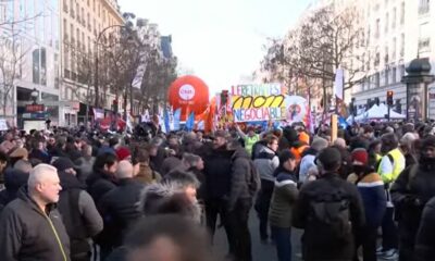 francezii protestează în 200 de orașe. mare de oameni pe