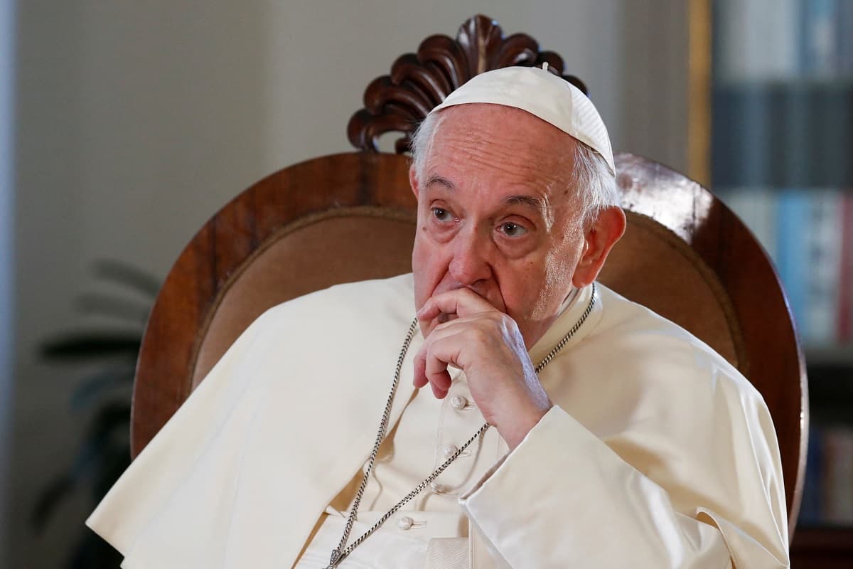 papa francisc, declarații controversate la adresa femeilor. „este principalul deșeu”