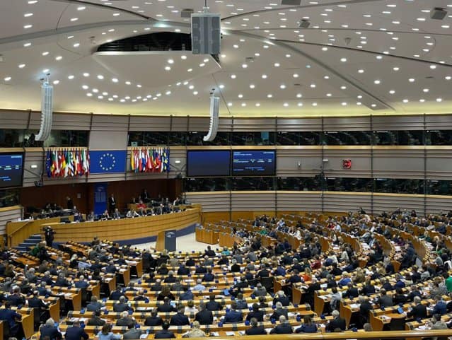 parlamentul european îşi reafirmă angajamentul faţă de aderarea republicii moldova