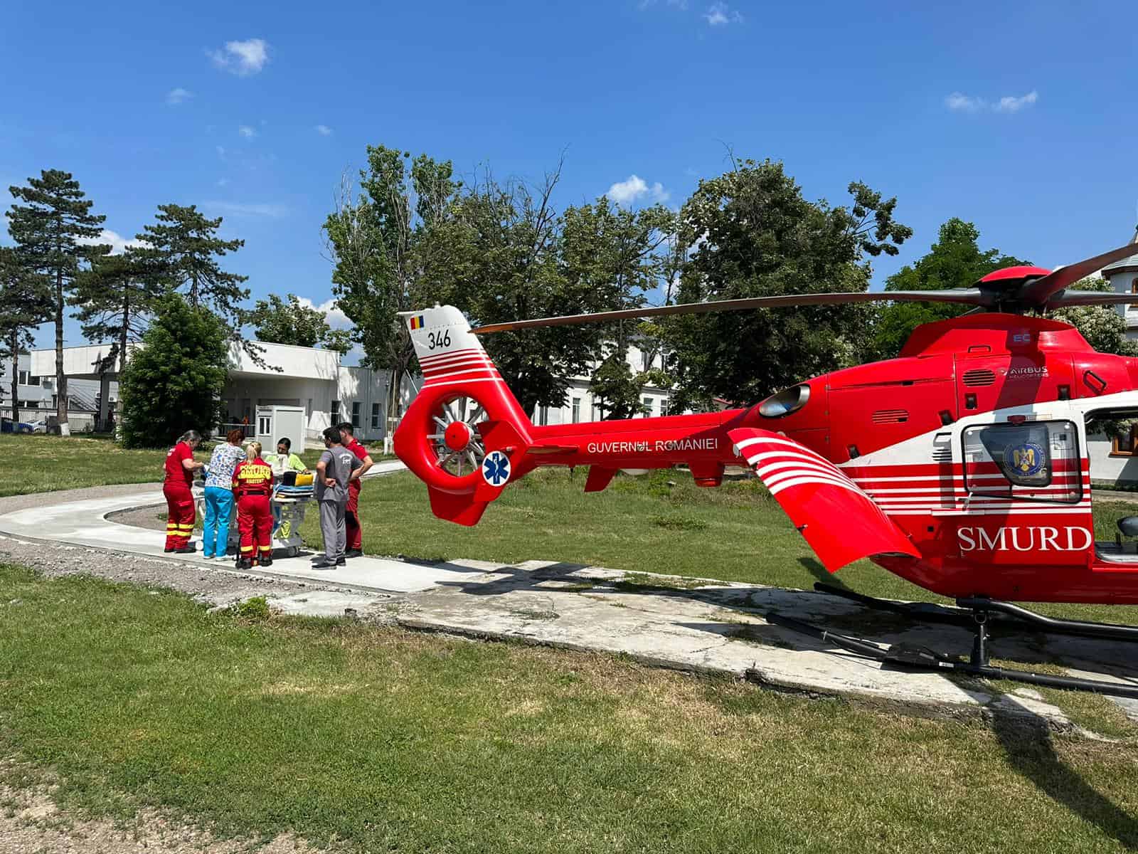 elicopter galati bebelus