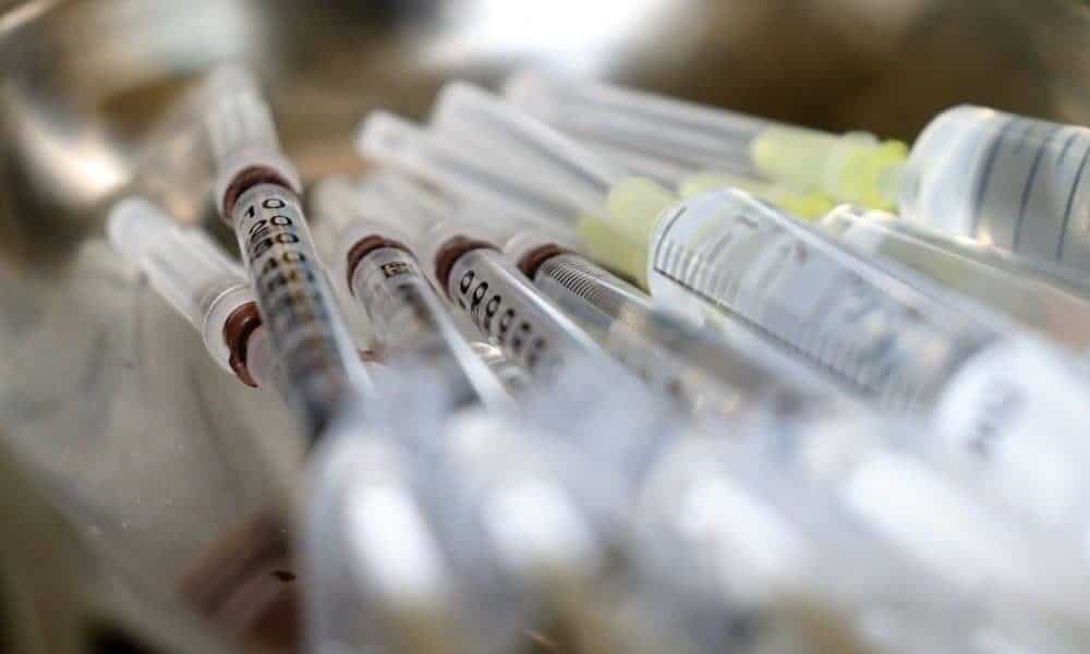 ministrul alexandru rafila, clarificări cu privire la vaccinare, după acuzațiile