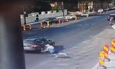 video: o femeie a căzut în mijlocul străzii, printre mașini,