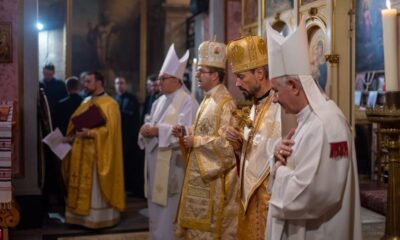 episcopul auxiliar al arhieparhiei de alba iulia, cristian crișan, slujbă