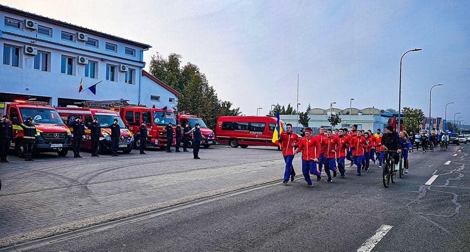 foto: pompierii de la isu alba au participat la Ștafeta