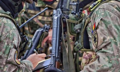 ziua armatei româniei, sărbătorită la alba iulia. exercițiu demonstrativ, ceremonial,