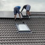 casa verde fotovoltaice: instalarea panourilor solare se scumpește de la