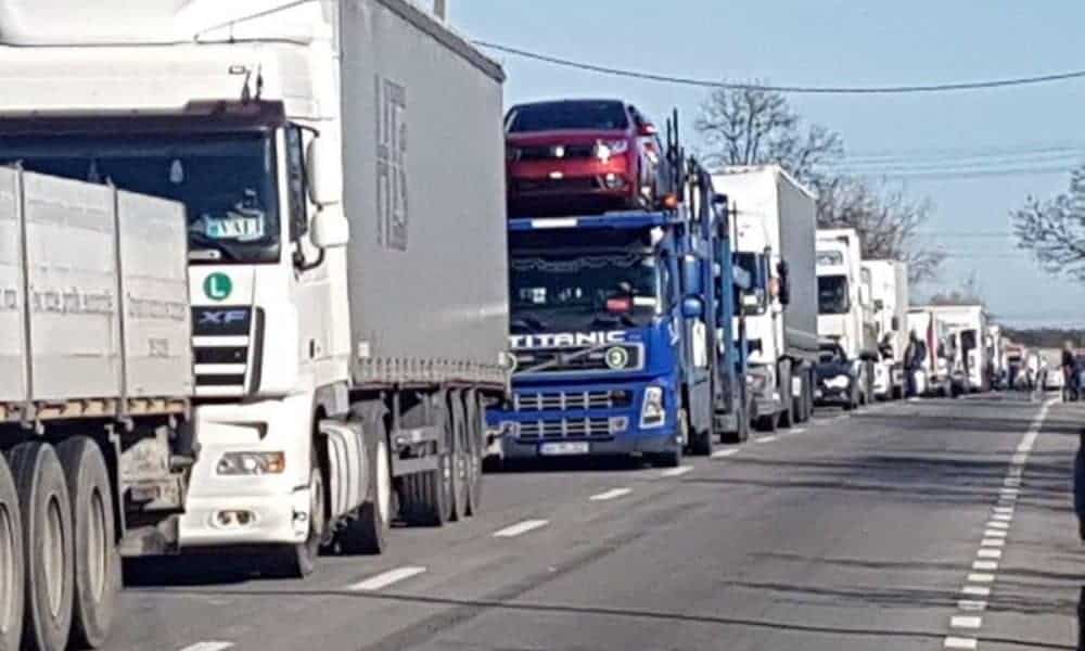 criza de șoferi de camion se agravează. avertismentul transportatorilor