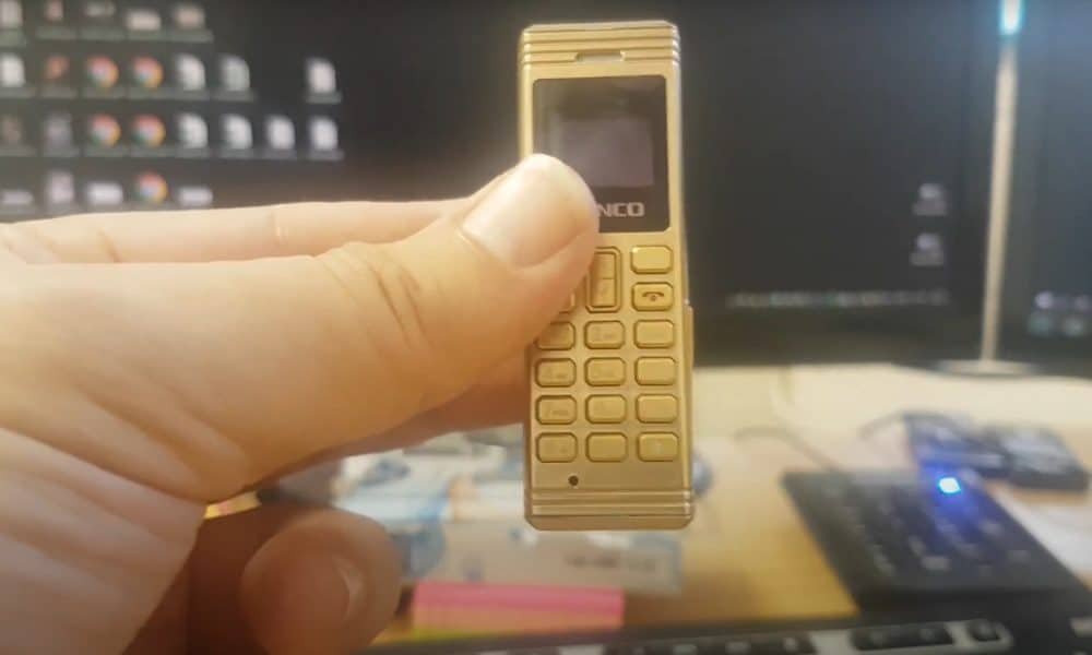 cel mai mic telefon din lume a fost introdus în