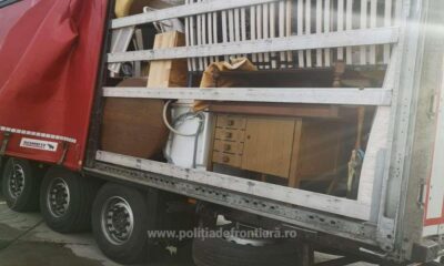 foto: camion cu 11 tone de mobilă second hand care trebuia