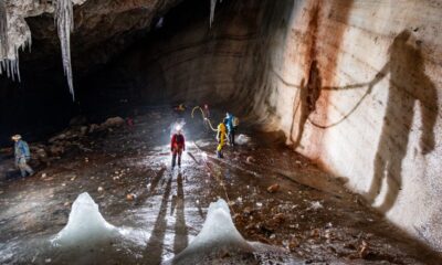 foto cercetare internațională în peștera ghețarul de la scărișoara: scanare