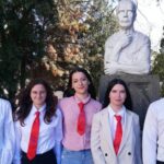 foto: cinci elevi de la colegiul național ”lucian blaga” din