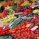 magazinele vor fi obligate să reducă prețurile la produsele alimentare