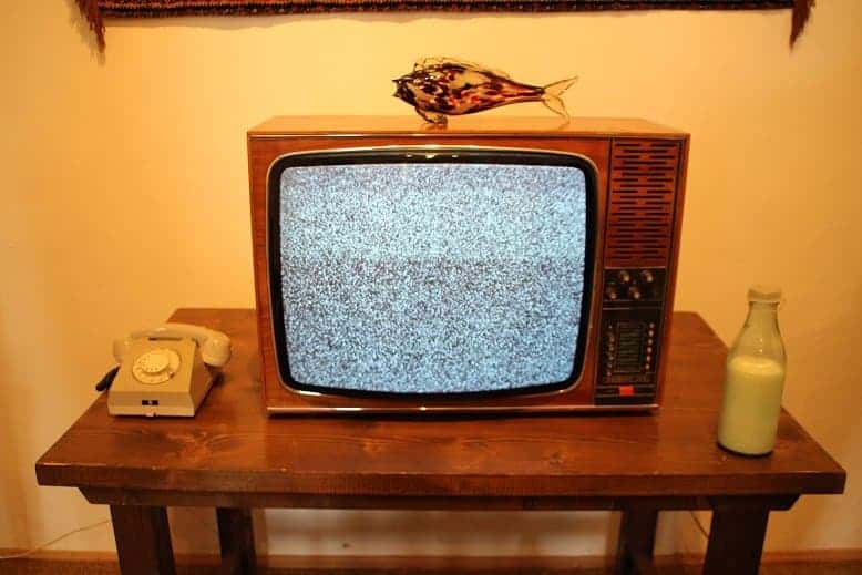 25 iunie: ziua televizorului color. pas major în evoluția televiziunii,