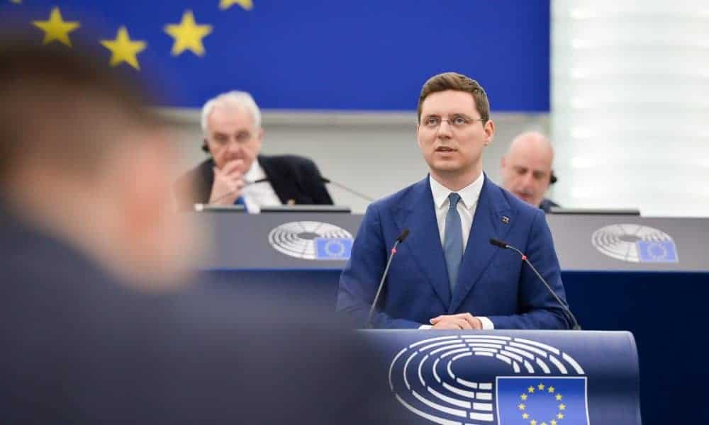 europarlamentarul psd victor negrescu, prima opțiune a guvernului pentru funcția
