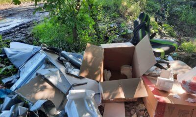 foto: o firmă care a aruncat deșeuri în zona unei