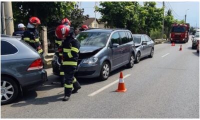 foto: accident în alba iulia, în zona micești. intervin pompierii