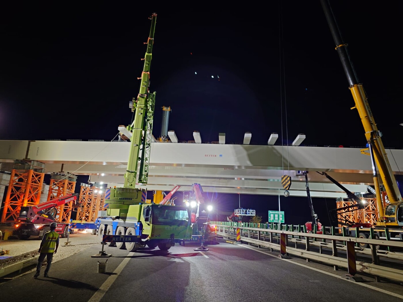 lucrari Autostrada Moldovei A7 lucrari pod peste A3