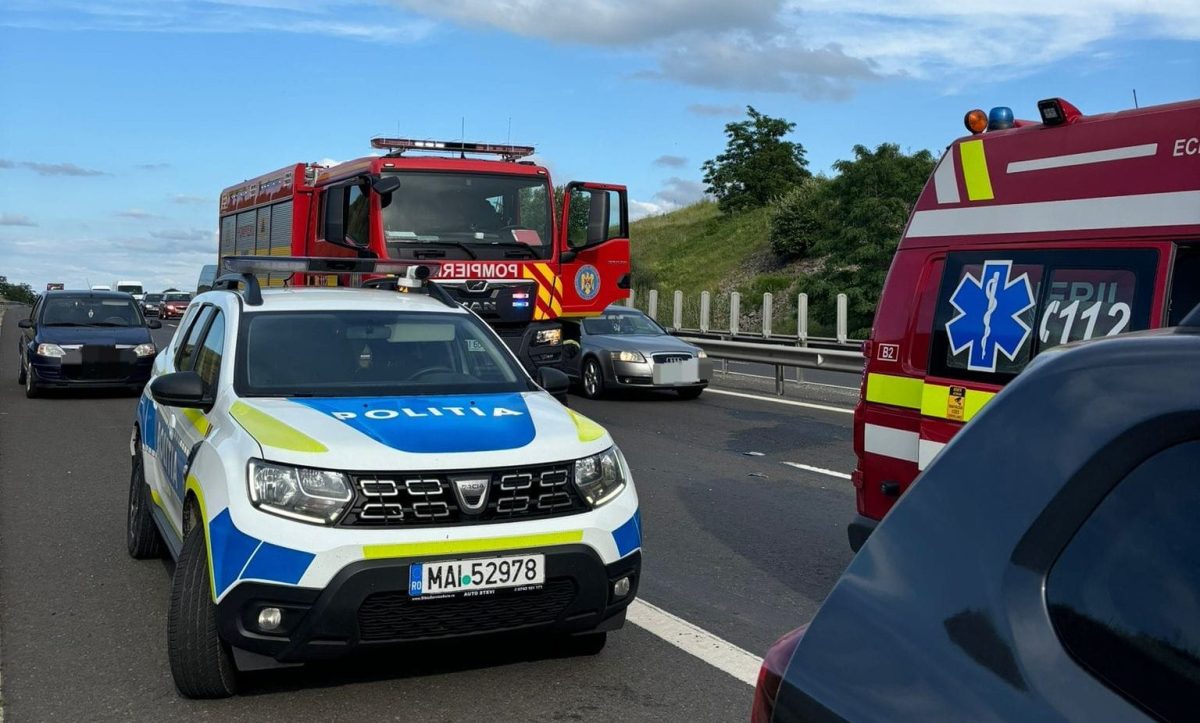 accident pe autostrada a1 sebeș sibiu. impact între un autocar și