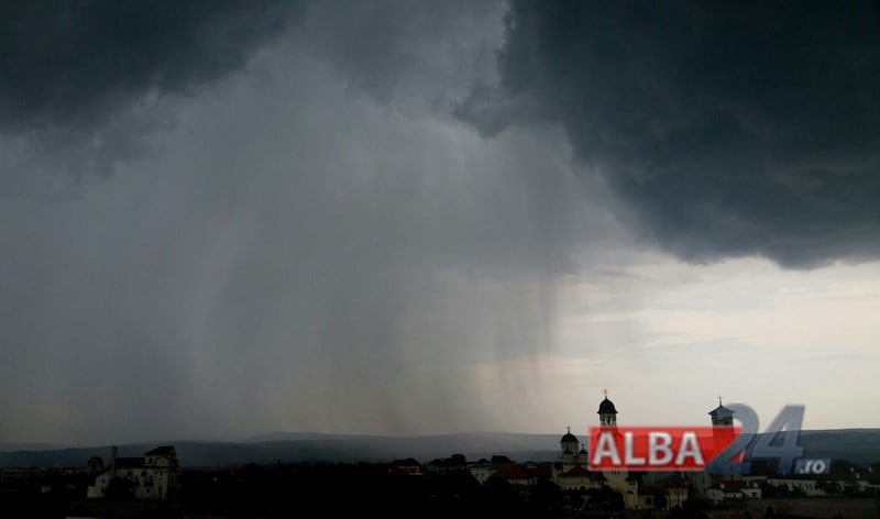 două fenomene meteo extreme se suprapun în weekend. furtuna ashley