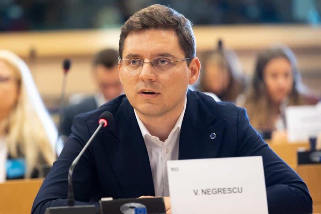 europarlamentarul victor negrescu, responsabil pentru monitorizarea planurilor naționale de redresare