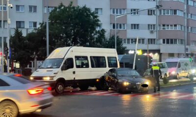 foto: accident rutier într una dintre cele mai aglomerate intersecții din