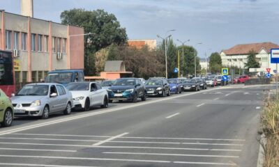 video: coloană infernală de mașini la intarea în alba iulia