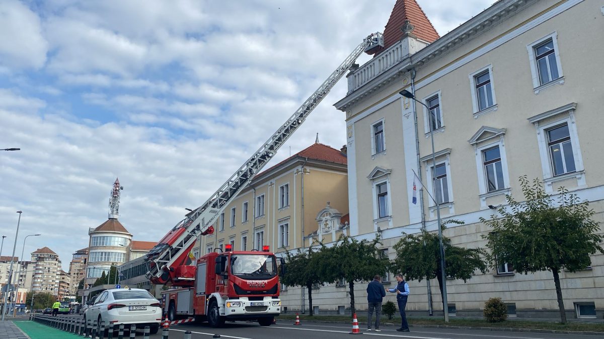 video: intervenție a pompierilor în centrul municipiului alba iulia. elemente